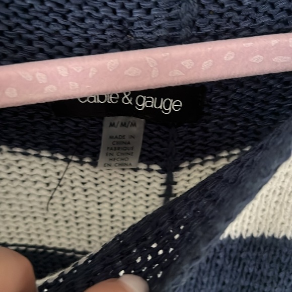 Top - Picture 4 of 4